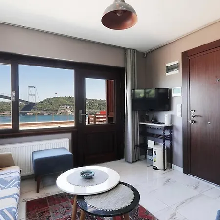 Breathtaking Bosphorus View With Large Terrace Estambul